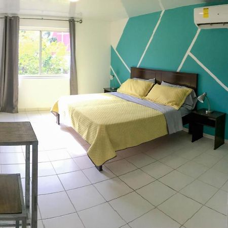 Dona Clara Vacation Apartments Oranjestad Dış mekan fotoğraf