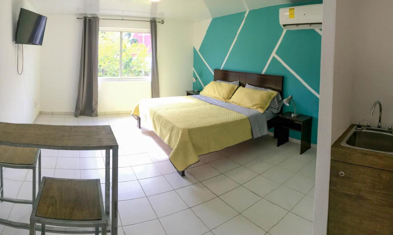 Dona Clara Vacation Apartments Oranjestad Dış mekan fotoğraf